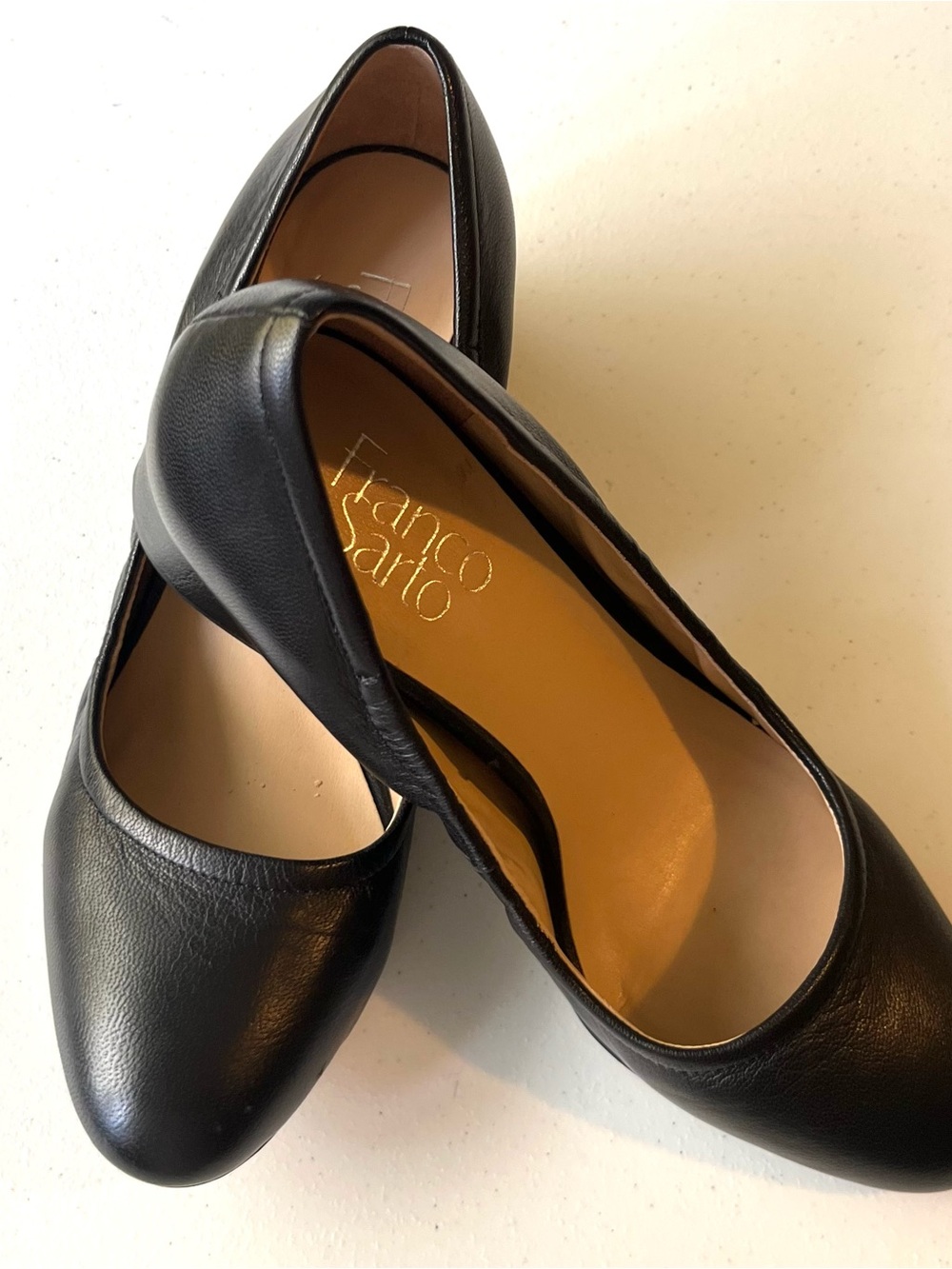 Franco Sarto Pumps - SZ 7
Leather Upper
